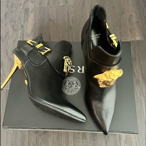VERSACE MADUSA HEAD LEATHER BOOTIES